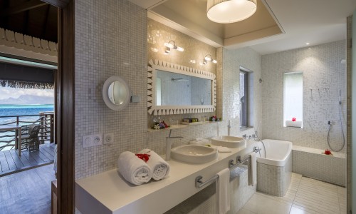 Bungalow Pilotis Motu